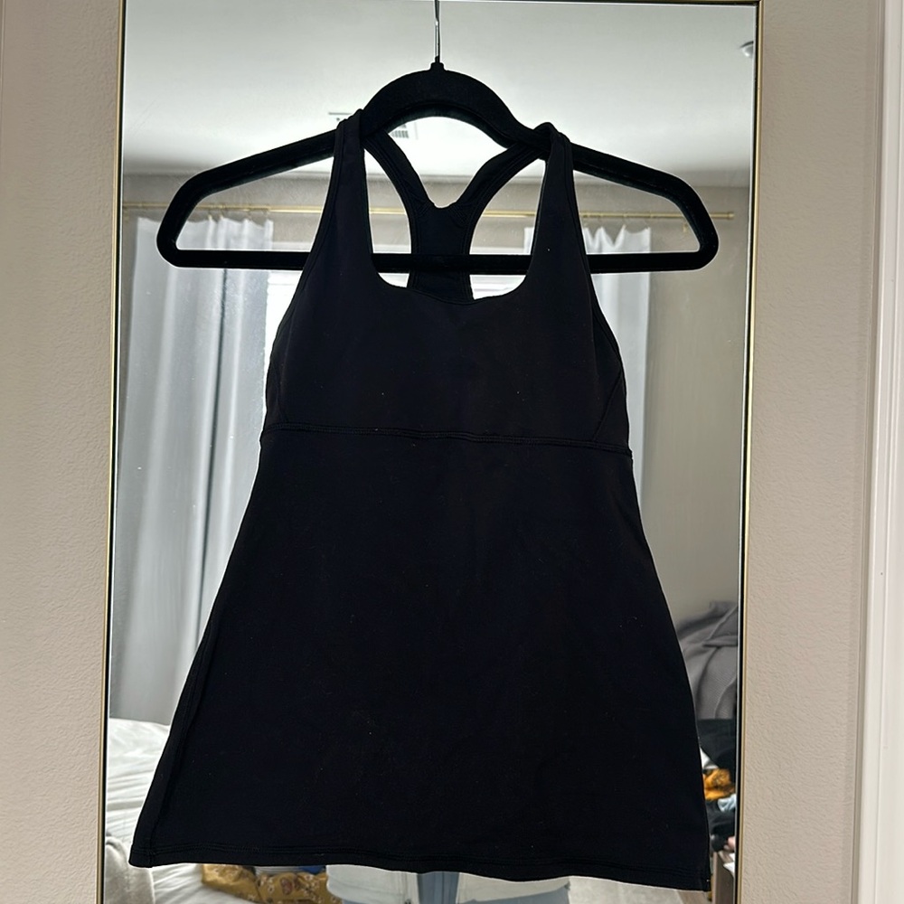 Lululemon black tank with built in bra